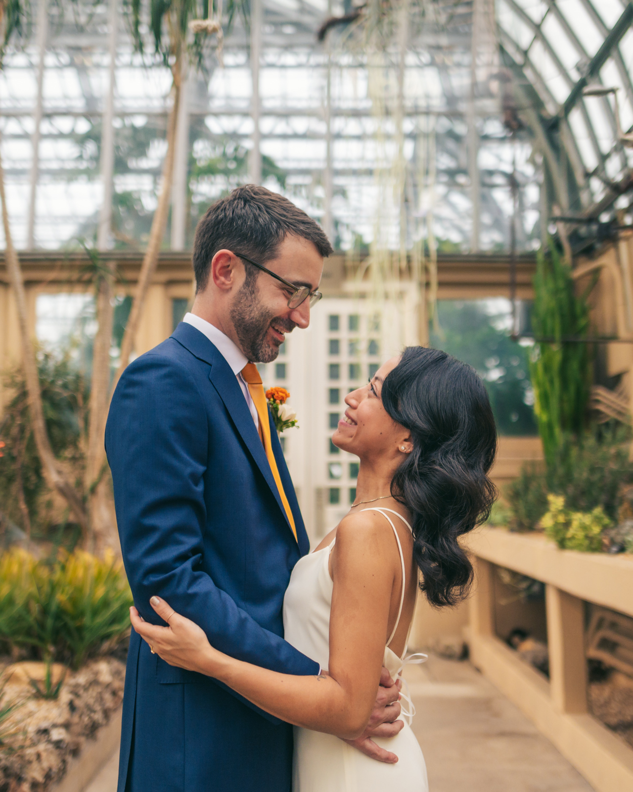 couple gets married in Garfield park conservatory